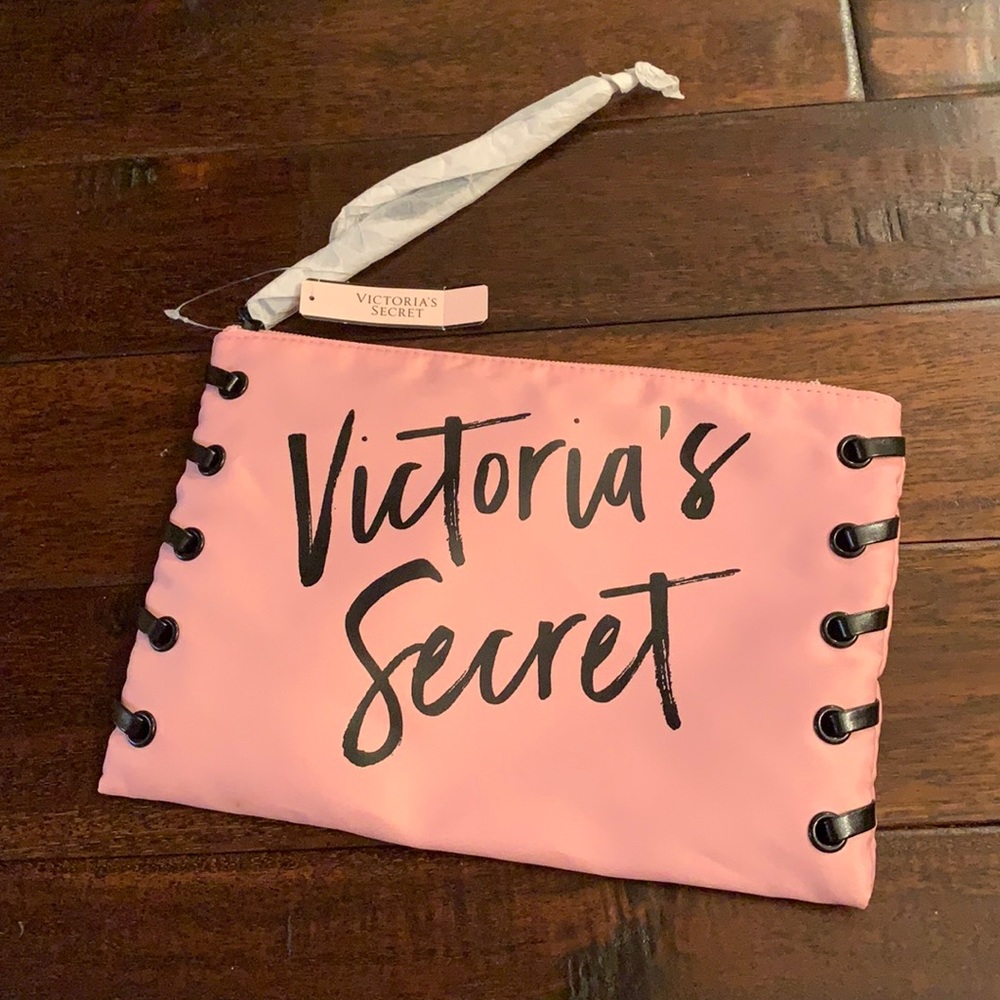 Victoria’s Secret Pink & Black Zip Pouch New!!!